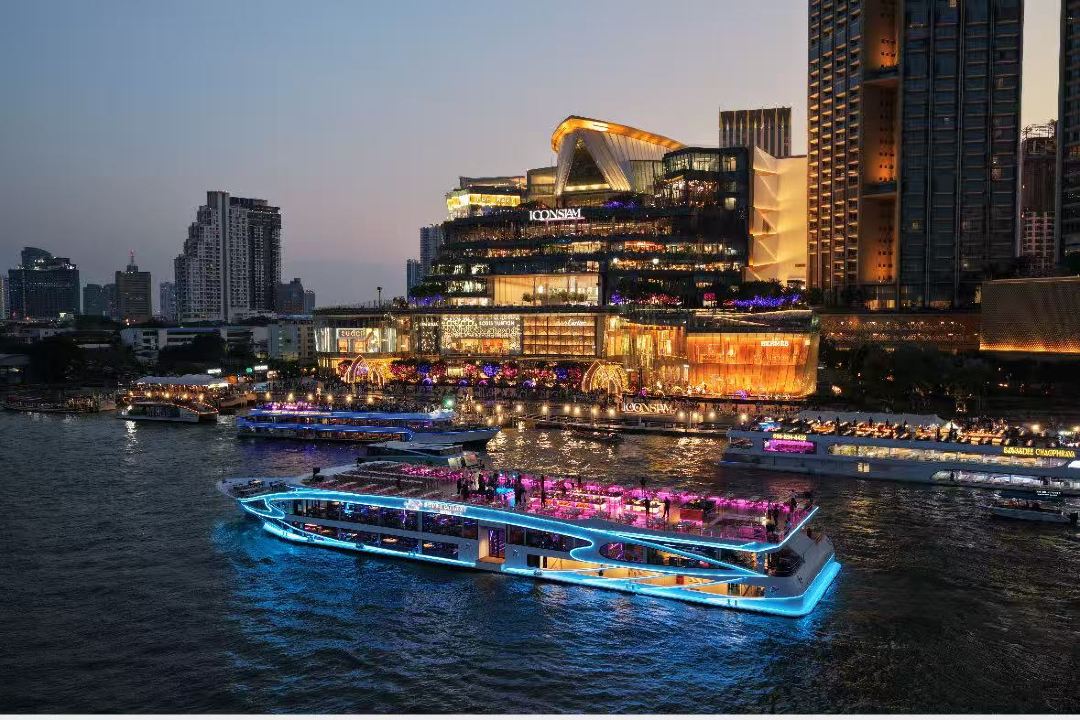 郑王庙游船夜景
